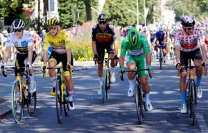 Top 9 things to do during Stage 21 of the Tour of France